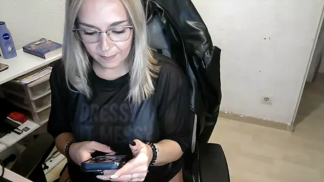 bekka   online show from February 2026 08:19:01 PM