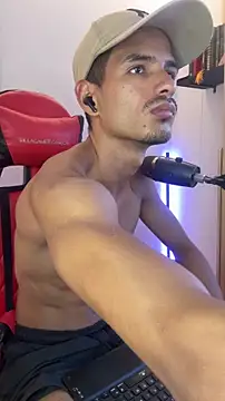 diego latino online show from October 2025 09:37:01 PM