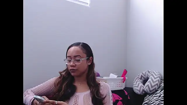 RylHoneyy online show from March 2026 07:30:03 PM