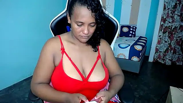 Snapshot of marysol83 chatting on November 2025 06:12:01 PM marysol83 online show from November 2025 06:12:01 PM