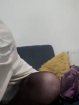 Mia-Sweet2002 online show from January 2026 08:27:01 PM