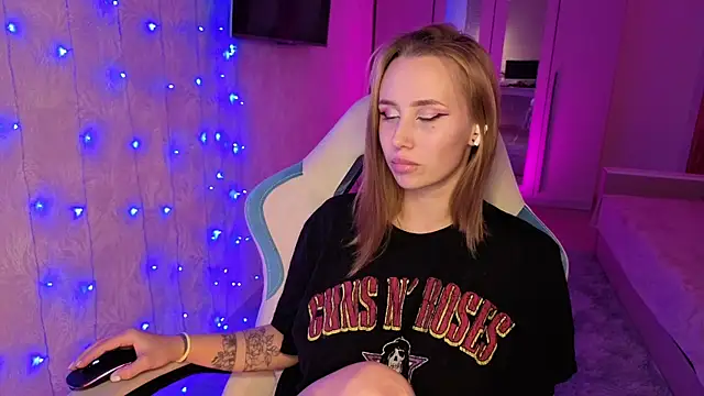 Snapshot of litlle_pie chatting on September 2025 08:48:01 PM litlle pie online show from September 2025 08:48:01 PM