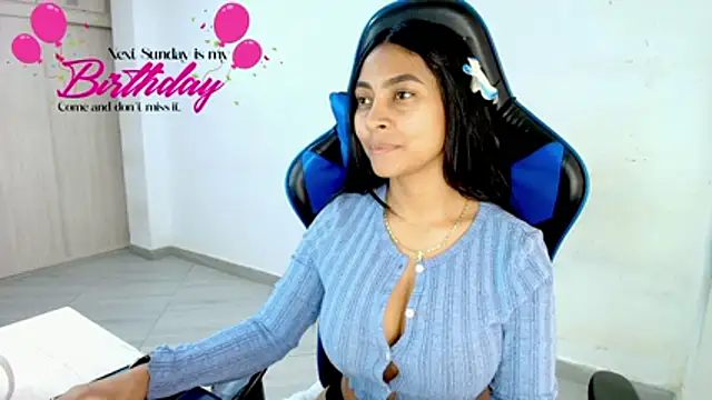 sophiax-x online show from February 2026 03:29:02 PM