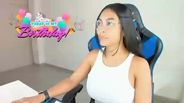 sophiax-x online show from February 2026 03:12:01 PM