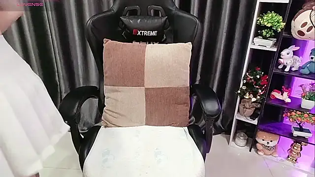 Yuki-yio online show from April 2026 01:07:01 AM