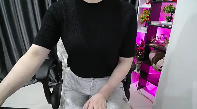 Yuki-yio online show from March 2025 01:20:02 AM