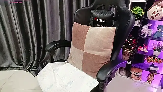 Yuki-yio online show from April 2026 12:50:01 AM