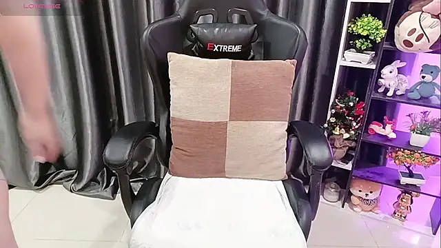 Yuki-yio online show from April 2026 01:19:01 AM