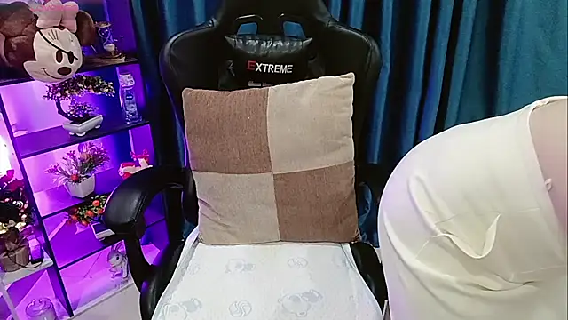 Yuki-yio online show from March 2026 01:19:01 AM