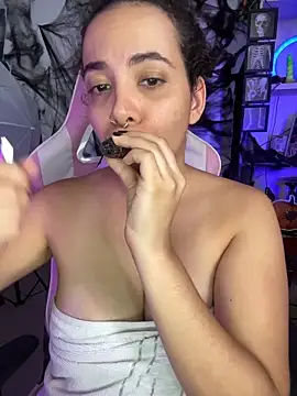 Snapshot of Emma_Wish chatting on October 2025 04:17:01 PM Emma Wish online show from October 2025 04:17:01 PM