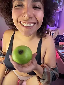 Snapshot of Emma_Wish chatting on November 2025 06:09:01 PM Emma Wish online show from November 2025 06:09:01 PM