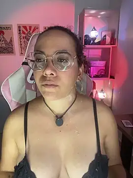 Emma Wish online show from May 2026 08:51:02 PM
