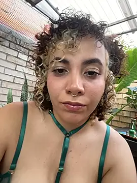 Snapshot of Emma_Wish chatting on December 2025 08:19:01 PM Emma Wish online show from December 2025 08:19:01 PM