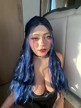 seraphine23 online show from July 2026 10:17:01 PM