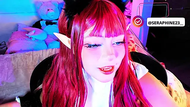 seraphine23 online show from February 2026 02:20:01 AM