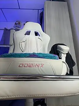 Sammons  online show from October 2025 07:12:01 PM