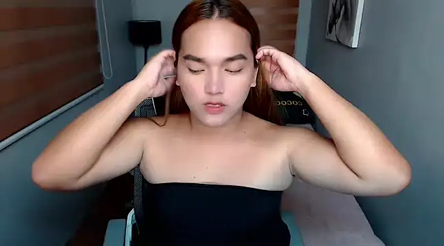 MoaningKylie online show from December 2024 01:19:02 PM