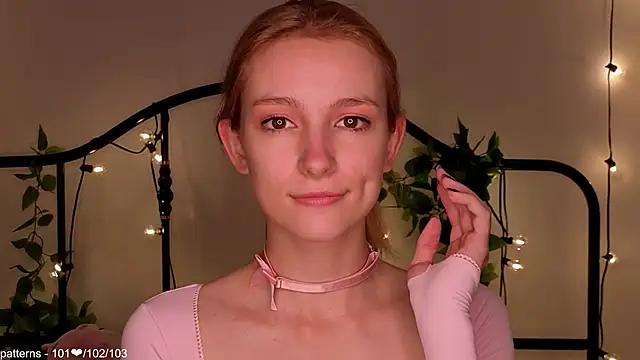 berrry girl online show from May 2026 11:52:02 AM