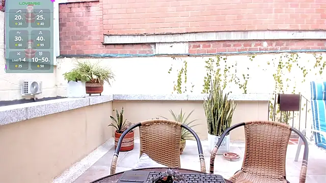 Snapshot of Amy_art chatting on January 2026 08:47:01 PM Amy art online show from January 2026 08:47:01 PM