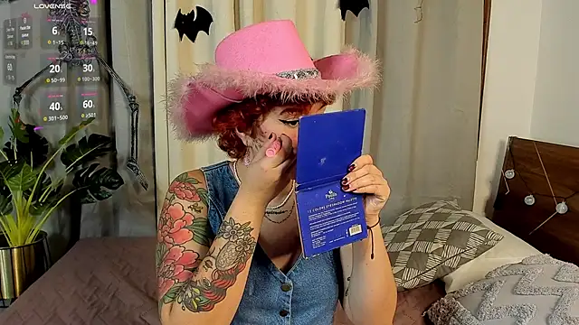 Amy art online show from October 2025 08:52:02 PM