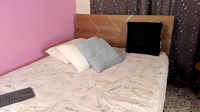 Amy art online show from March 2025 08:48:01 PM