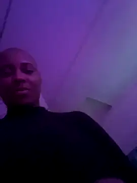 Snapshot of HoneyDripHer chatting on October 2025 02:28:01 PM HoneyDripHer online show from October 2025 02:28:01 PM