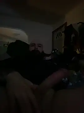 Snapshot of grizzlybearcody chatting on December 2024 05:40:01 AM grizzlybearcody online show from December 2024 05:40:01 AM