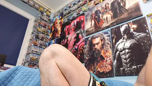 Snapshot of Muscle_Bear chatting on July 2026 05:37:01 AM Muscle Bear online show from July 2026 05:37:01 AM