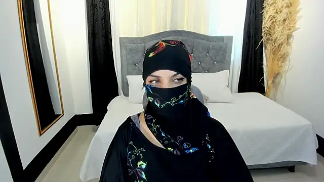 Snapshot of anissa- chatting on March 2025 12:39:02 PM anissa- online show from March 2025 12:39:02 PM