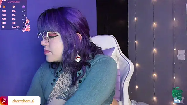 Snapshot of cherrybom_ chatting on March 2025 04:47:01 AM cherrybom online show from March 2025 04:47:01 AM