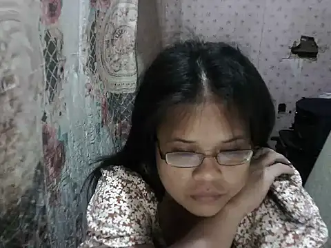 abiemayhottiey online show from September 2025 12:10:01 PM