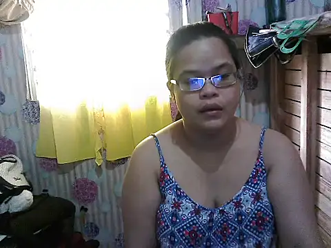 abiemayhottiey online show from December 2024 11:17:02 PM
