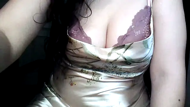 Snapshot of Nora_NRI chatting on December 2024 08:45:01 PM Nora NRI online show from December 2024 08:45:01 PM