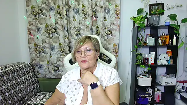 Selenna57 online show from December 2024 11:42:01 PM