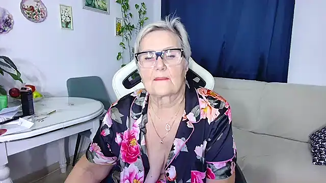 Selenna57 online show from January 2026 07:09:01 PM