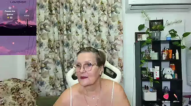 Selenna57 online show from December 2024 07:07:02 PM