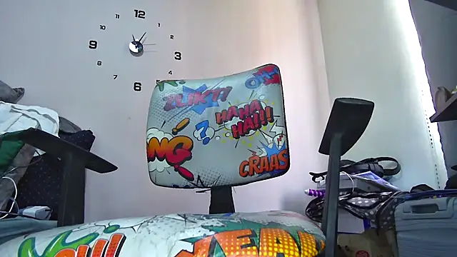 ChubbyLatin  online show from May 2026 03:21:02 PM