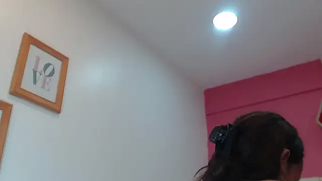 Amber Moore online show from September 2025 03:55:01 PM