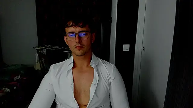 sexxymuscles4u online show from October 2025 12:17:02 PM