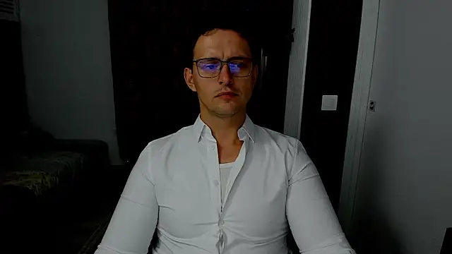 sexxymuscles4u online show from October 2025 12:52:01 PM
