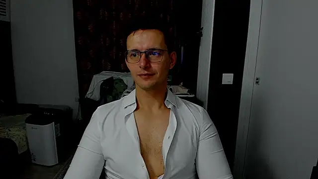 sexxymuscles4u online show from November 2025 07:36:01 AM