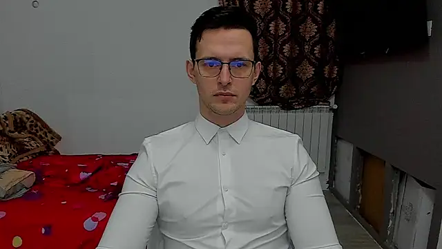 sexxymuscles4u online show from January 2025 07:45:02 AM