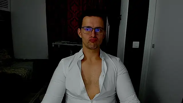 sexxymuscles4u online show from October 2025 08:44:02 AM