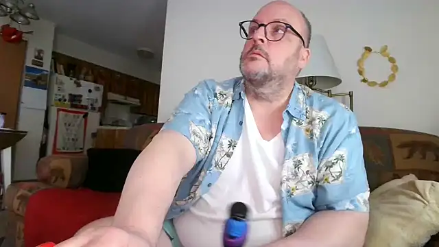 Ursulet US online show from May 2026 08:23:01 PM