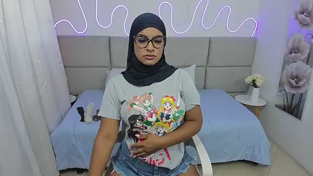 Snapshot of nashiira_ chatting on January 2025 07:18:01 PM nashiira online show from January 2025 07:18:01 PM