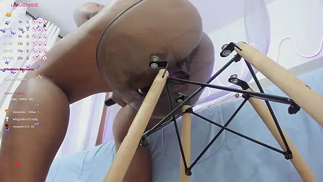 Snapshot of nashiira_ chatting on January 2025 10:22:01 PM nashiira online show from January 2025 10:22:01 PM