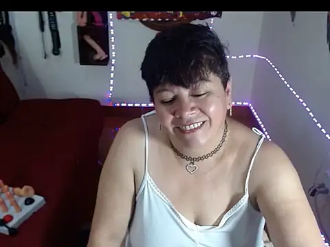 angelitolove727 online show from June 2026 11:57:02 PM