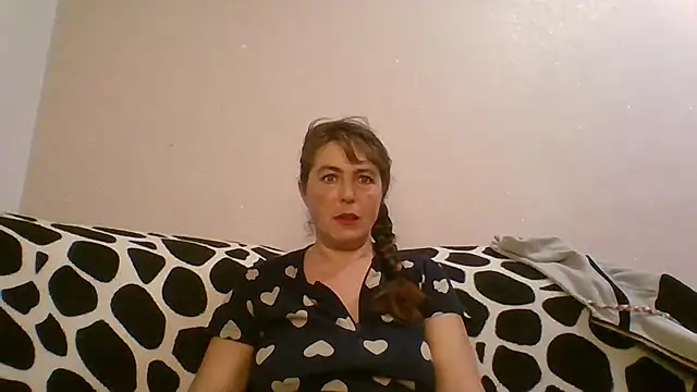 CathySuns online show from February 2026 06:52:01 PM