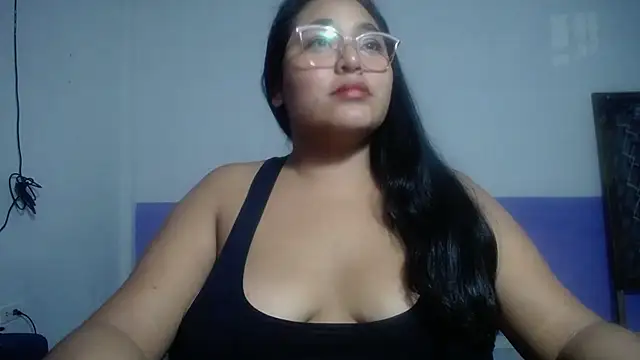 Snapshot of sirena_15 chatting on July 2026 05:19:02 AM sirena 15 online show from July 2026 05:19:02 AM