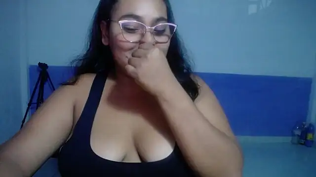 Snapshot of sirena_15 chatting on June 2026 03:06:02 AM sirena 15 online show from June 2026 03:06:02 AM